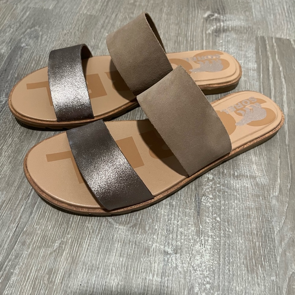 Sorel Two Strap Slide Sandals (9)